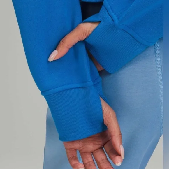 Lululemon Scuba Oversized Cropped Hoodie - Picture 3 of 5